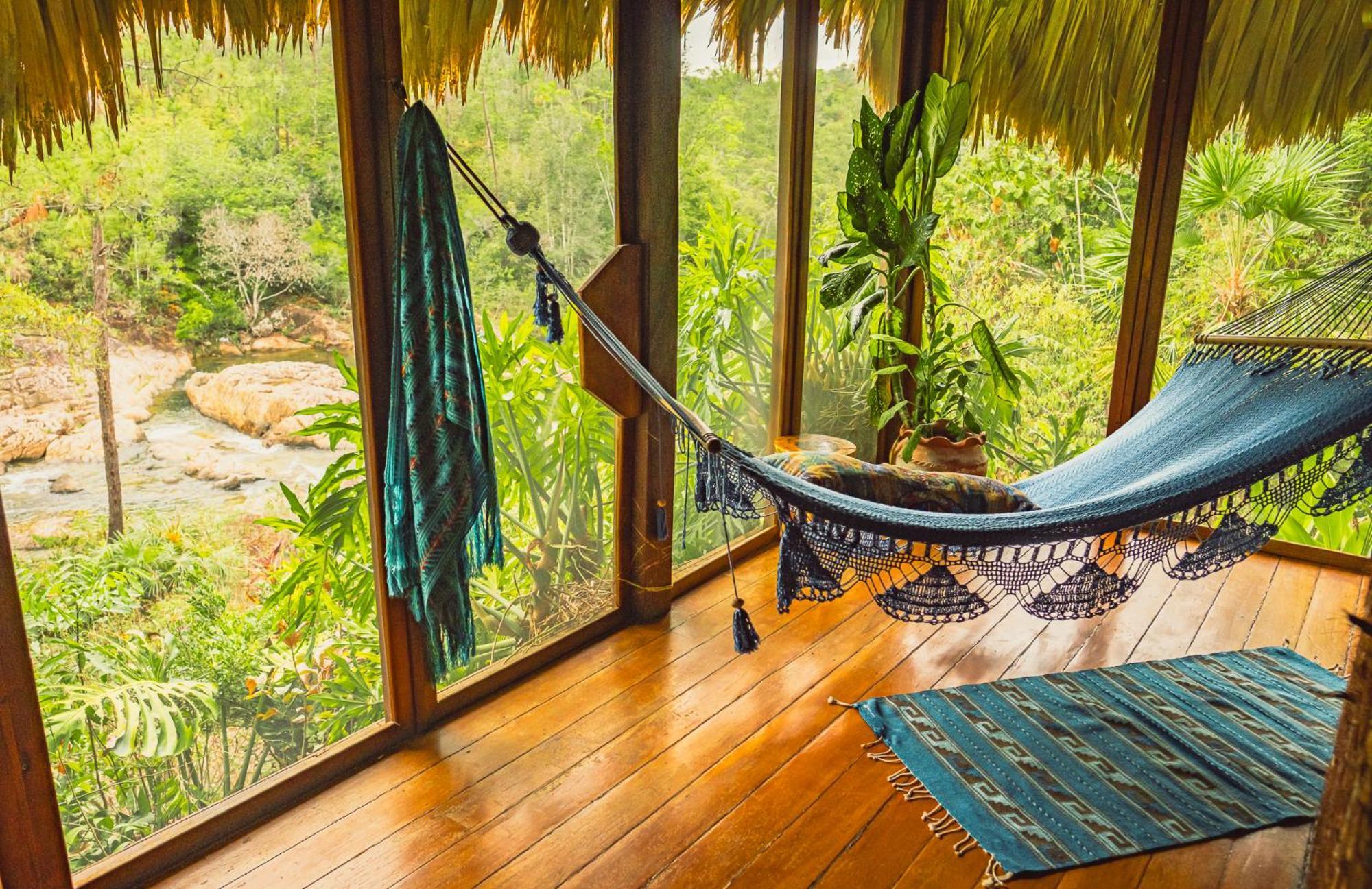 Gaia Riverlodge Unitedville Экстерьер фото